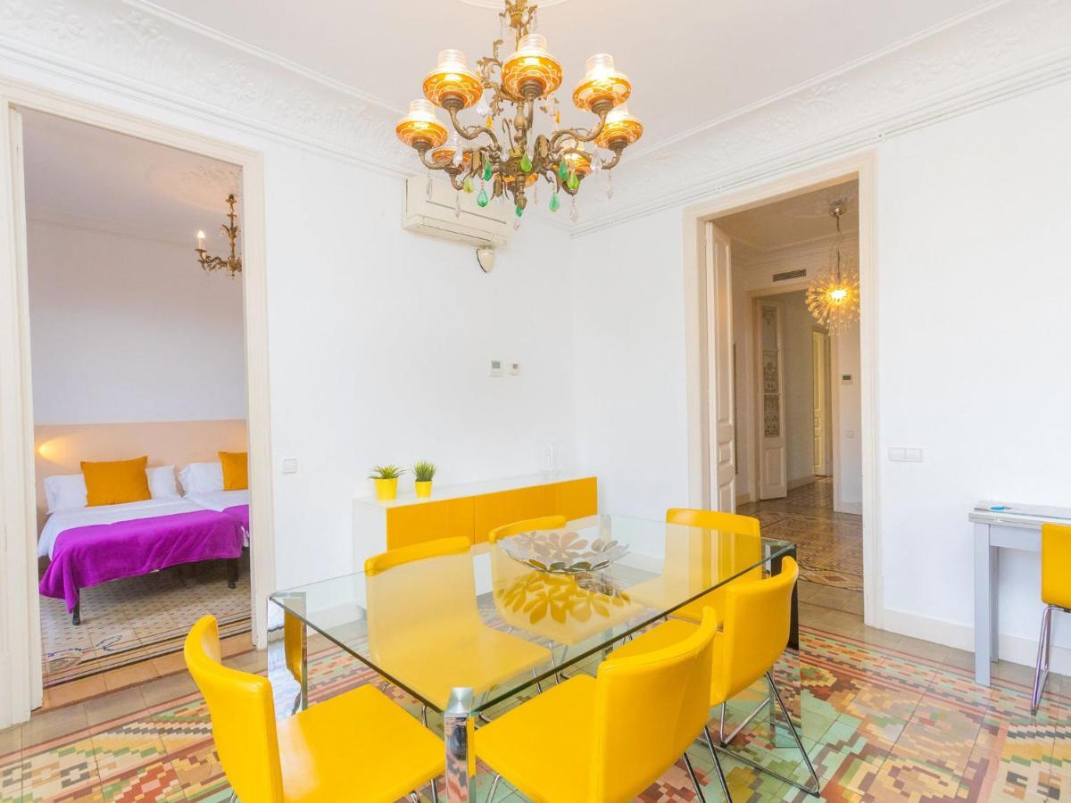 Eix-dret-roger De Lluria-valencia By Interhome Appartement